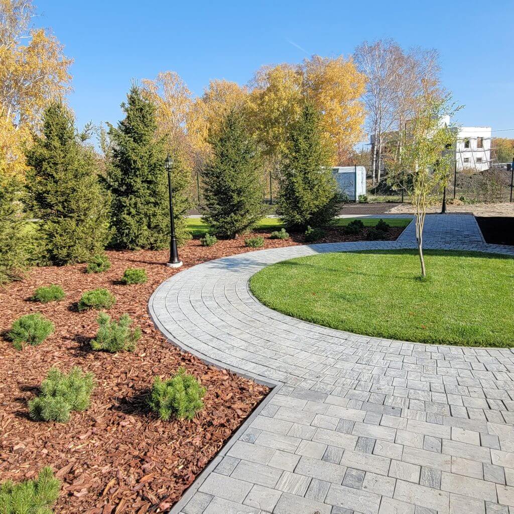 Благоустройство территории